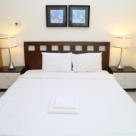 Armada Living - Holiday Homes Rental Дубай Екстериор снимка